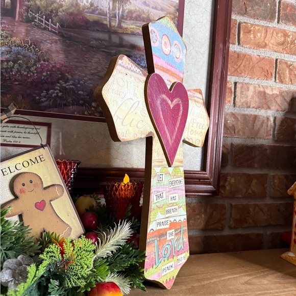 16” Colorful Decorative Cross with Heart Psalms 150:6 - Picture 5 of 10